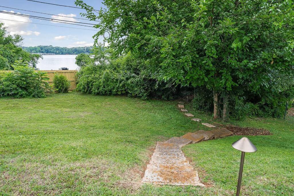 Lake Home, Dock, Fire Pit, Hot Tub, Game Room, Etc Winchester Екстериор снимка